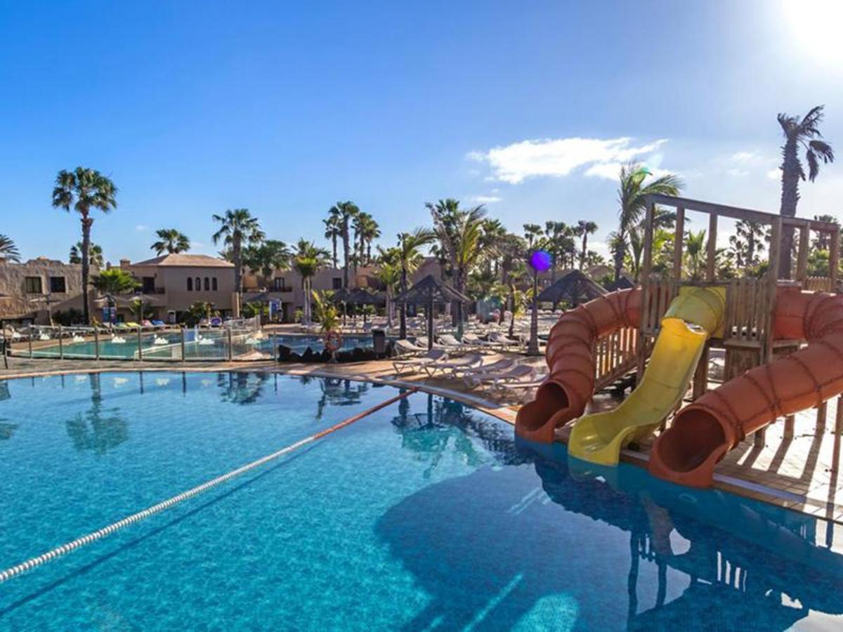 Family Apartment 1 Bedroom With Pool View 2 - Oasis Duna Resort Corralejo Exteriér fotografie